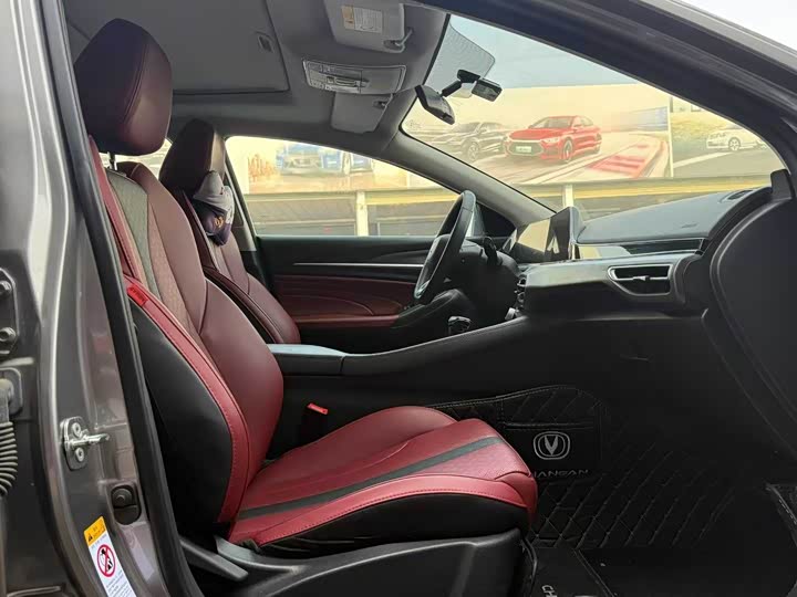 Фото 6 - Changan Eado Plus