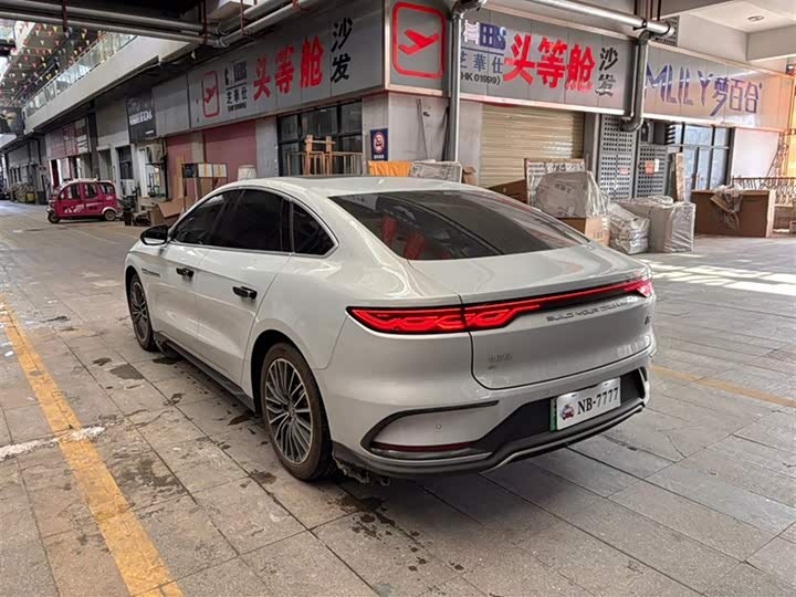 Фото 7 - BYD Han