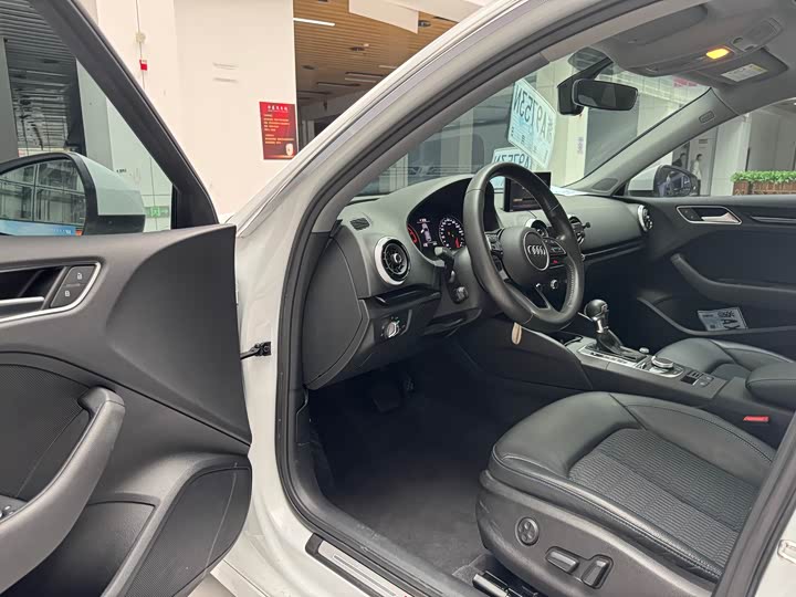 Фото 9 - Audi A3