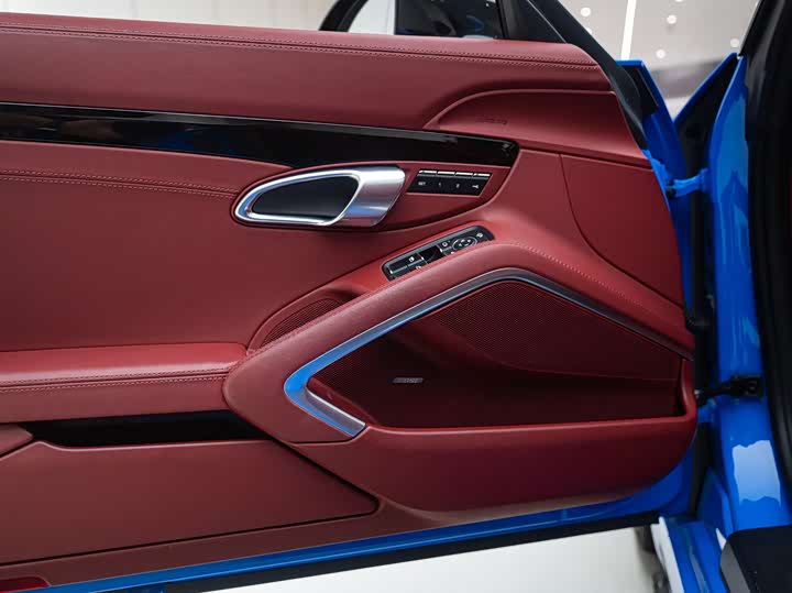 Фото 7 - Porsche 718