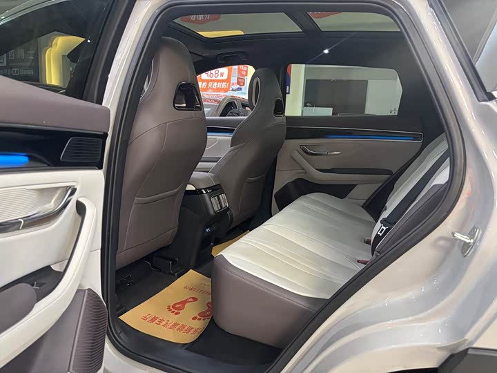 Фото 8 - BYD Song Plus Hybrid/EV