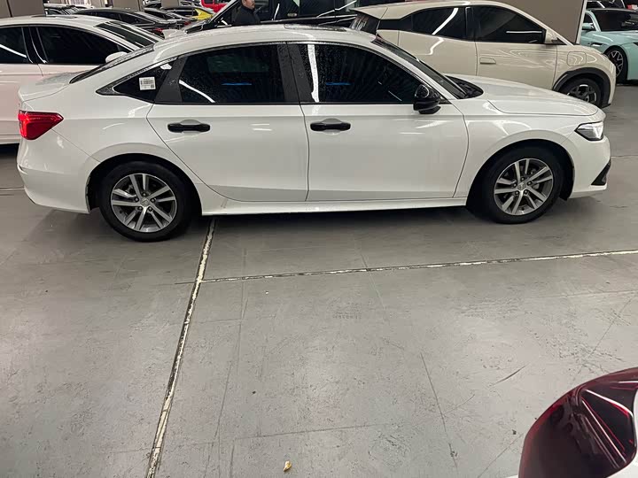 Фото 6 - Honda Civic