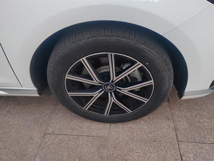 Фото 6 - BYD Song Max Hybrid