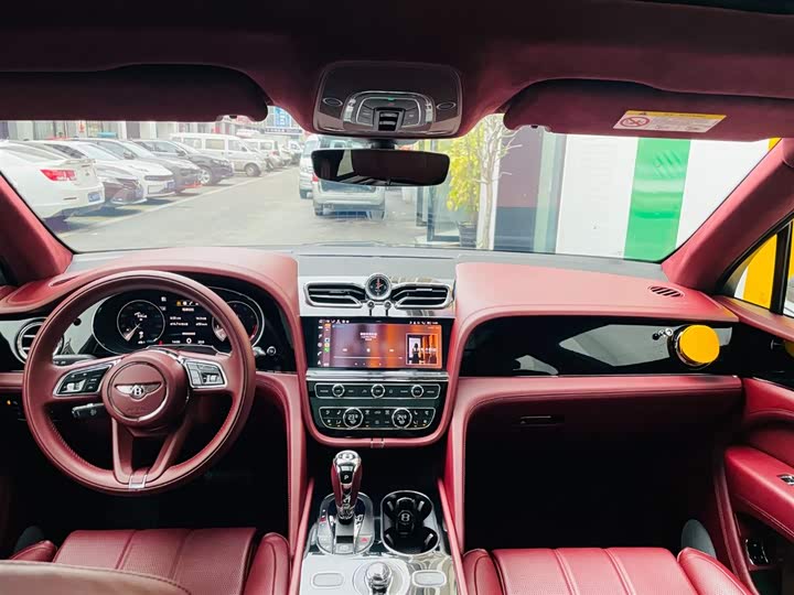 Фото 8 - Bentley Bentayga