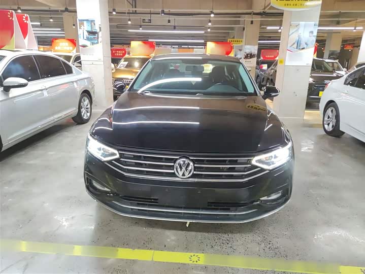 Фото 3 - Volkswagen Magotan