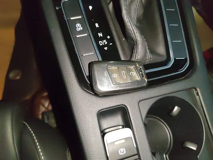 Фото 9 - Volkswagen Magotan