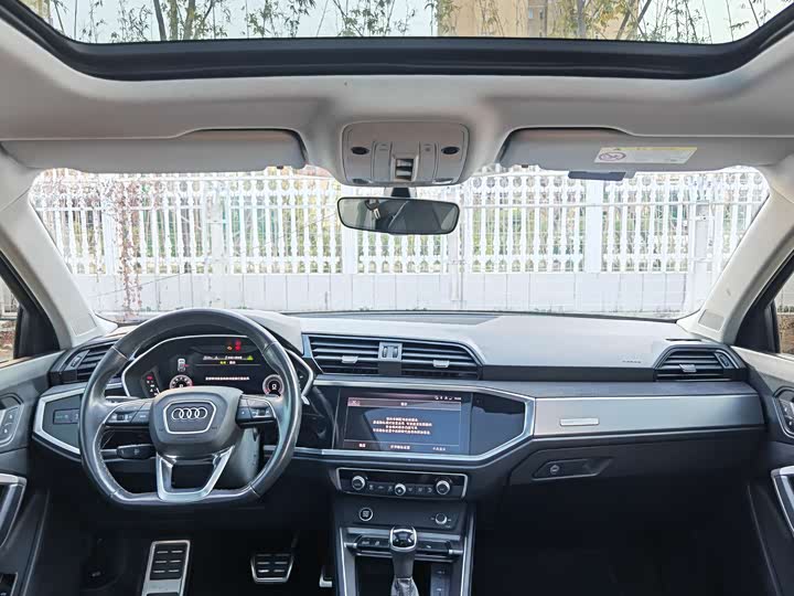 Фото 7 - Audi Q3