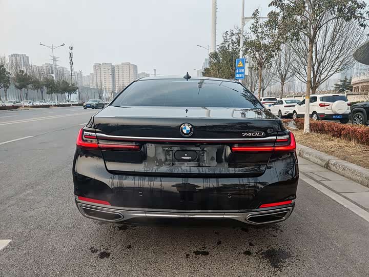 Фото 7 - BMW 7 Series