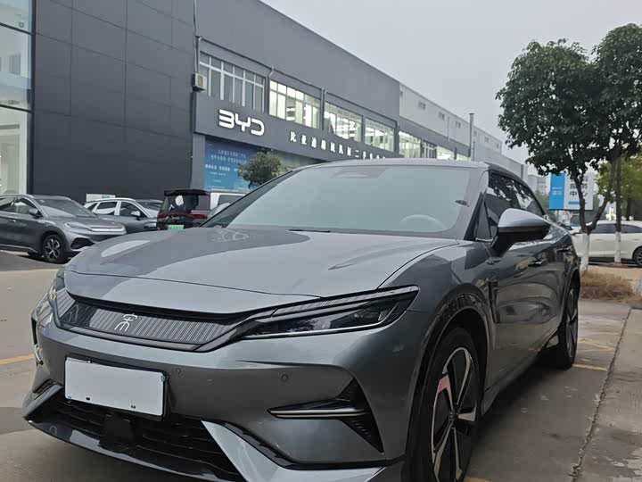 Фото 1 - BYD Song L