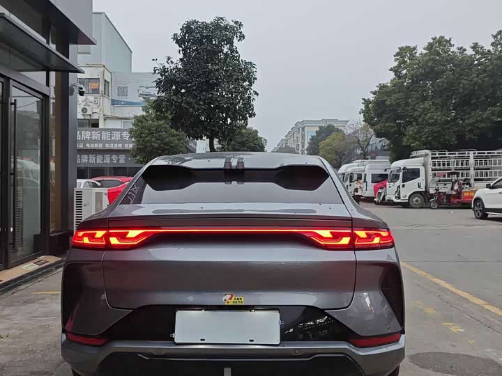 Фото 9 - BYD Song L