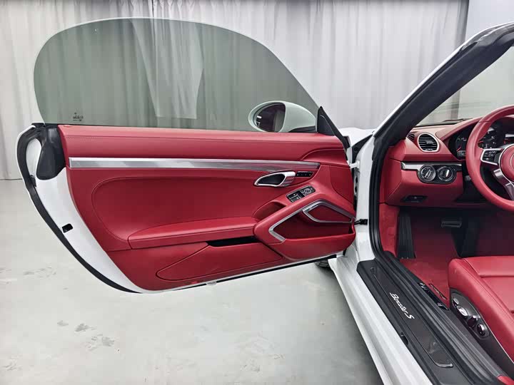 Фото 8 - Porsche 718