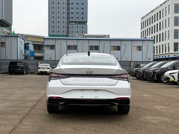 Фото 4 - Hyundai Elantra N line