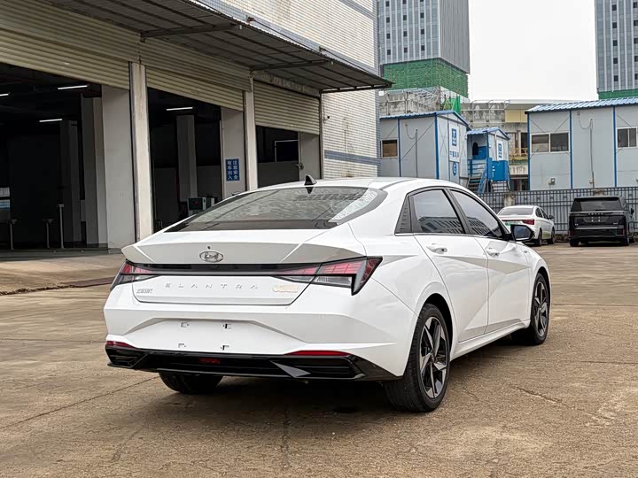 Фото 6 - Hyundai Elantra N line