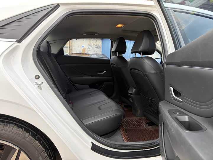 Фото 9 - Hyundai Elantra N line