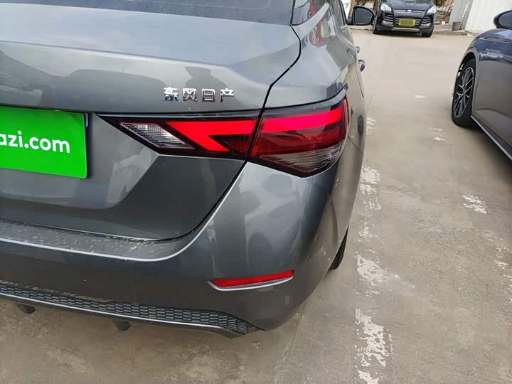 Фото 8 - Nissan Sylphy