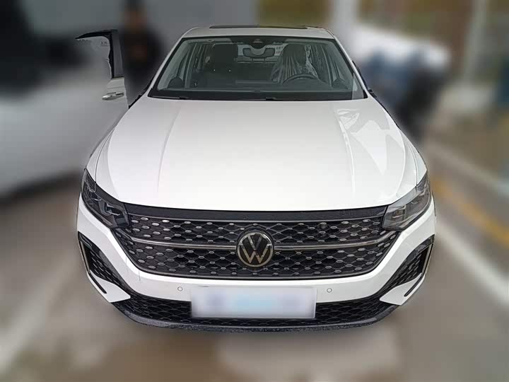 Фото 5 - Volkswagen Lavida