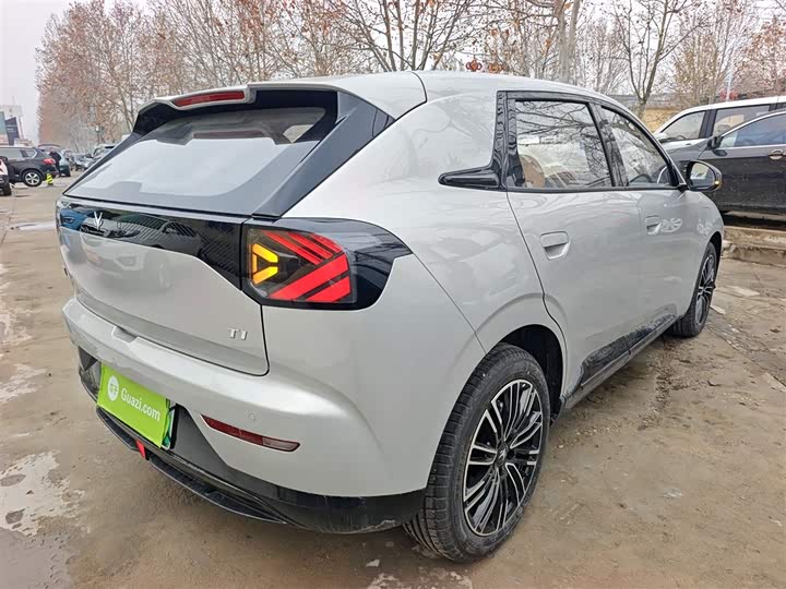 Фото 7 - BAIC Arcfox T1