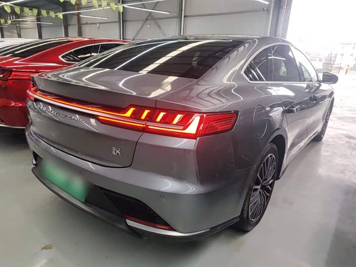 Фото 7 - BYD Han