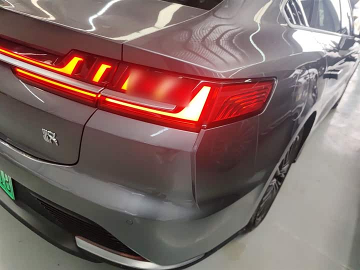 Фото 8 - BYD Han