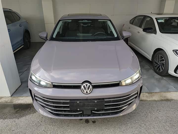 Фото 3 - Volkswagen Passat