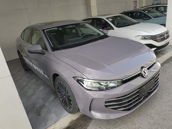 Фото 4 - Volkswagen Passat