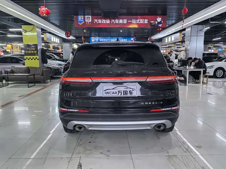 Фото 9 - Lincoln Corsair