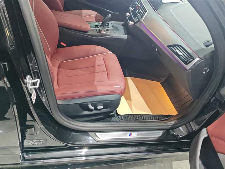 Фото 8 - BMW 5 Series