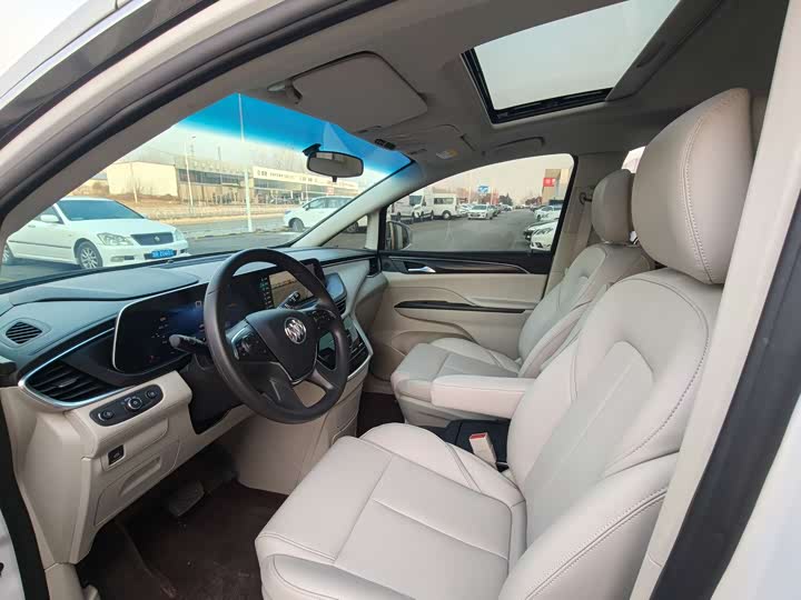 Фото 6 - Buick GL8 ES