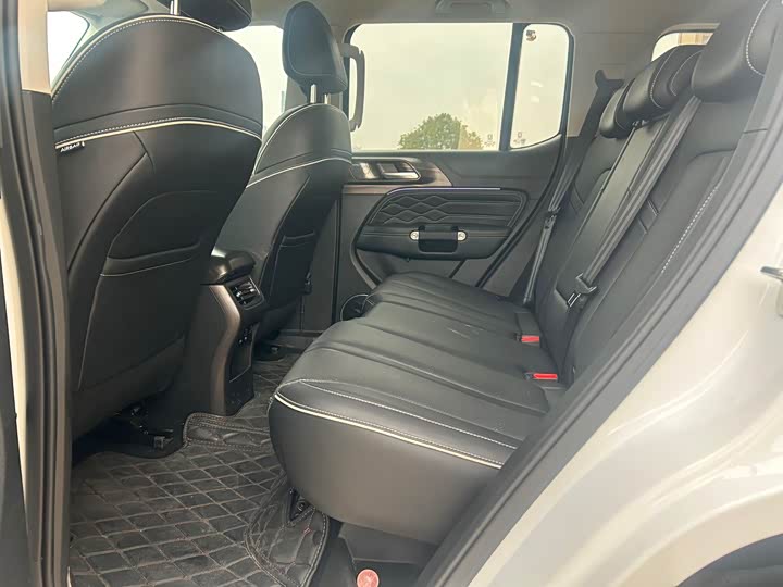 Фото 7 - Tank 300