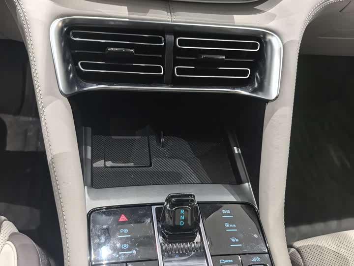 Фото 4 - BYD Song Plus Hybrid/EV