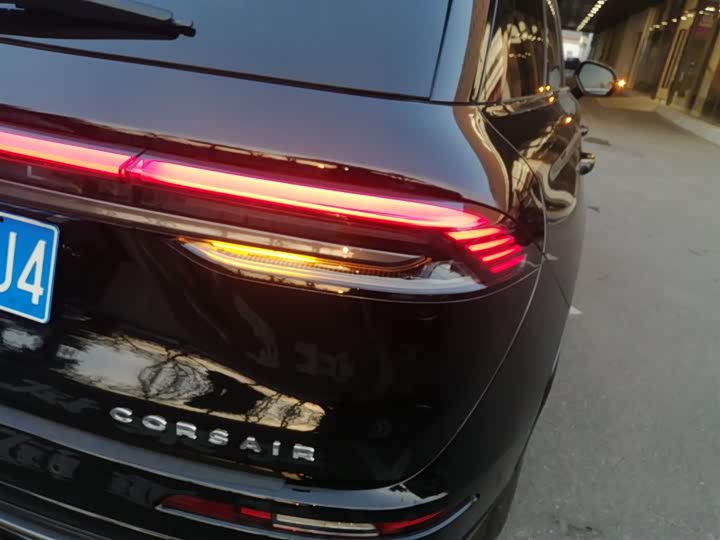 Фото 8 - Lincoln Corsair