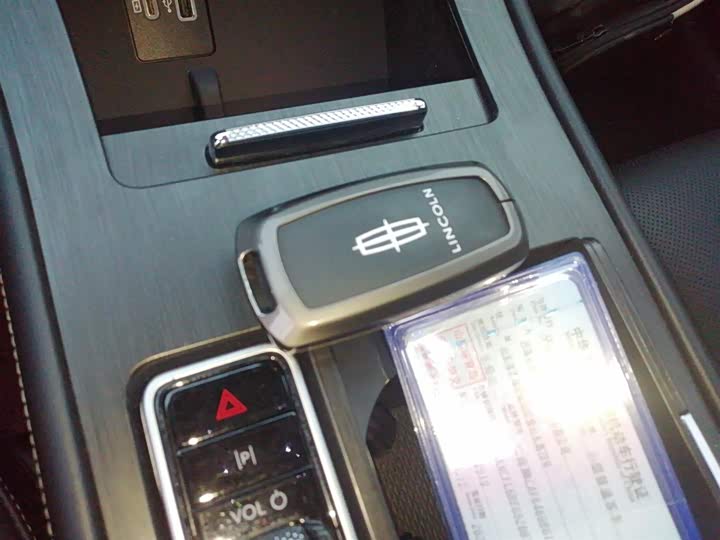 Фото 9 - Lincoln Corsair