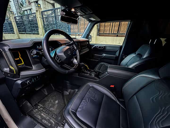 Фото 7 - Ford Bronco