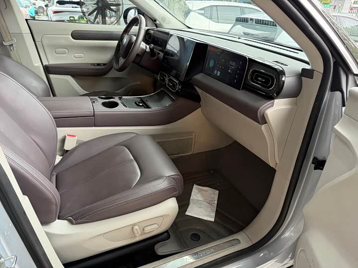 Фото 5 - Leapmotor C11