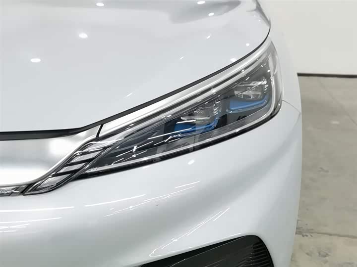 Фото 7 - BYD Yuan Plus