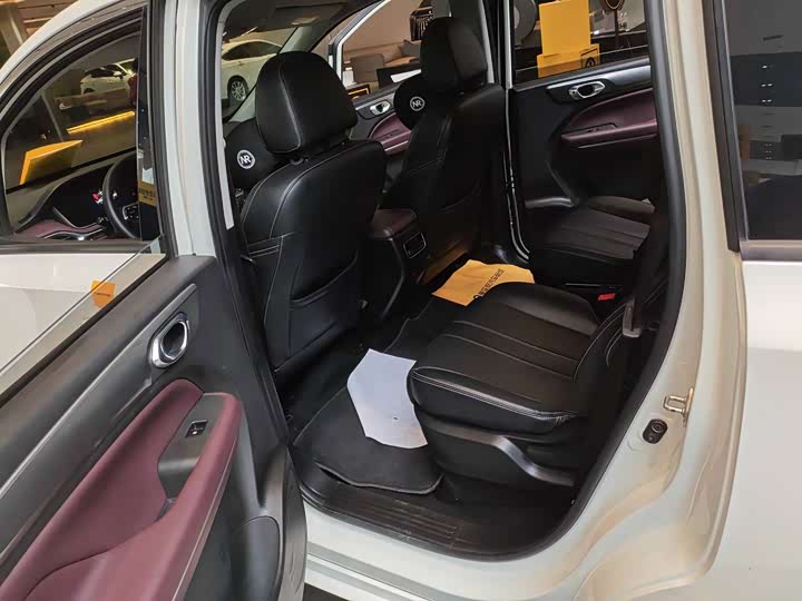 Фото 6 - GAC Trumpchi M6