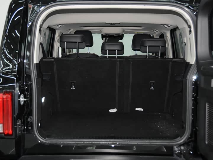 Фото 7 - Tank 300