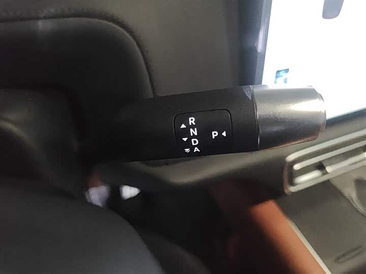 Фото 7 - LiXiang L9