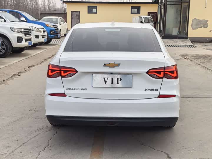 Фото 3 - Chevrolet Monza