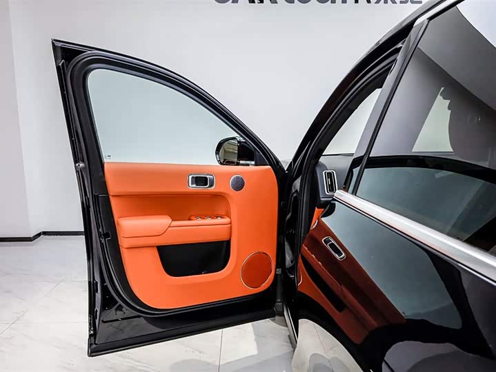 Фото 8 - LiXiang L8