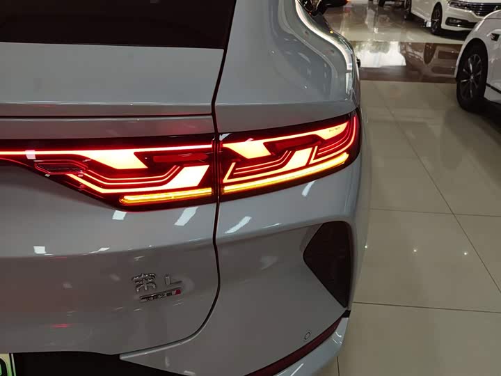 Фото 8 - BYD Song L