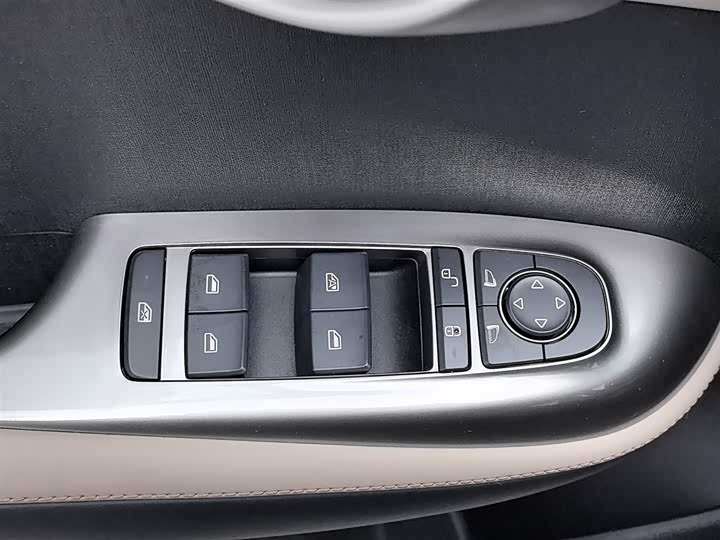 Фото 9 - BYD Dolphin