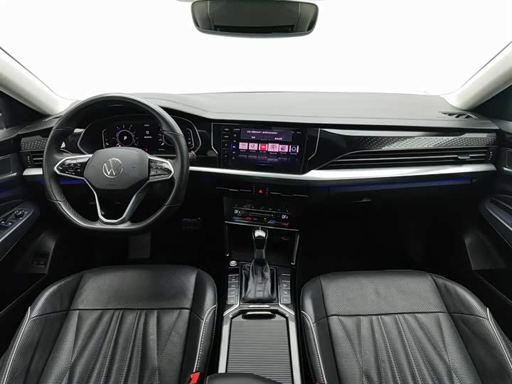 Фото 5 - Volkswagen Passat Hybrid