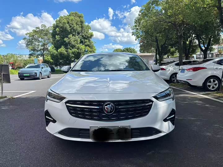 Фото 2 - Buick Regal