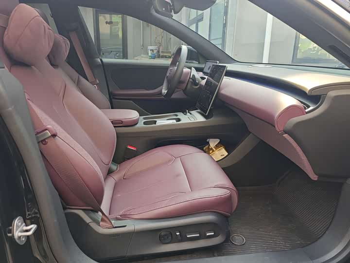 Фото 3 - Nio ET5T