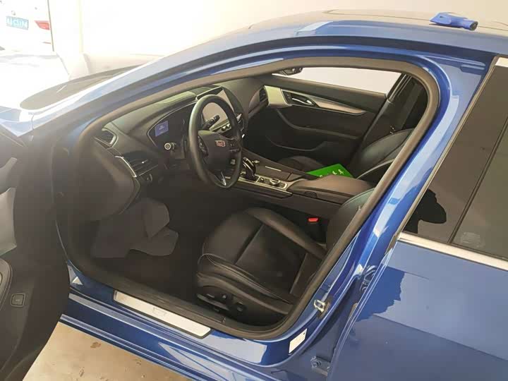 Фото 7 - Cadillac CT5