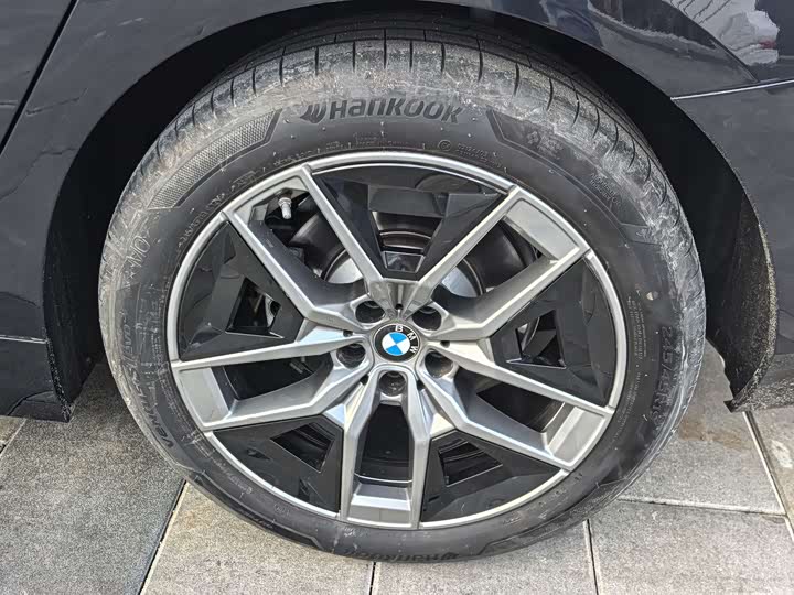 Фото 8 - BMW 5 Series