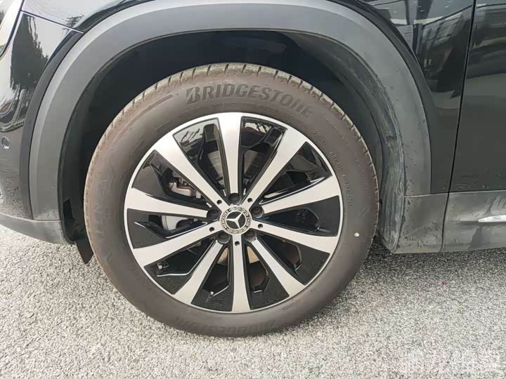 Фото 5 - Mercedes-Benz GLB-Class