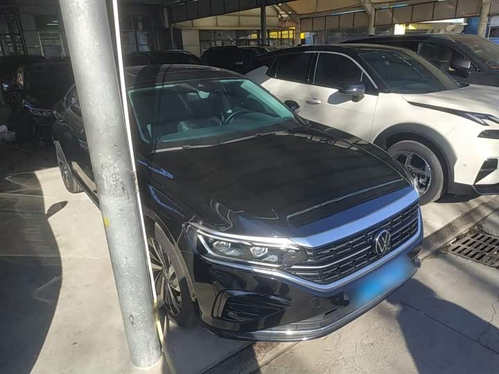 Фото 4 - Volkswagen Passat