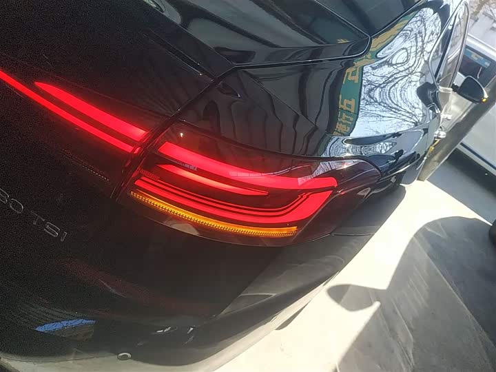 Фото 8 - Volkswagen Passat